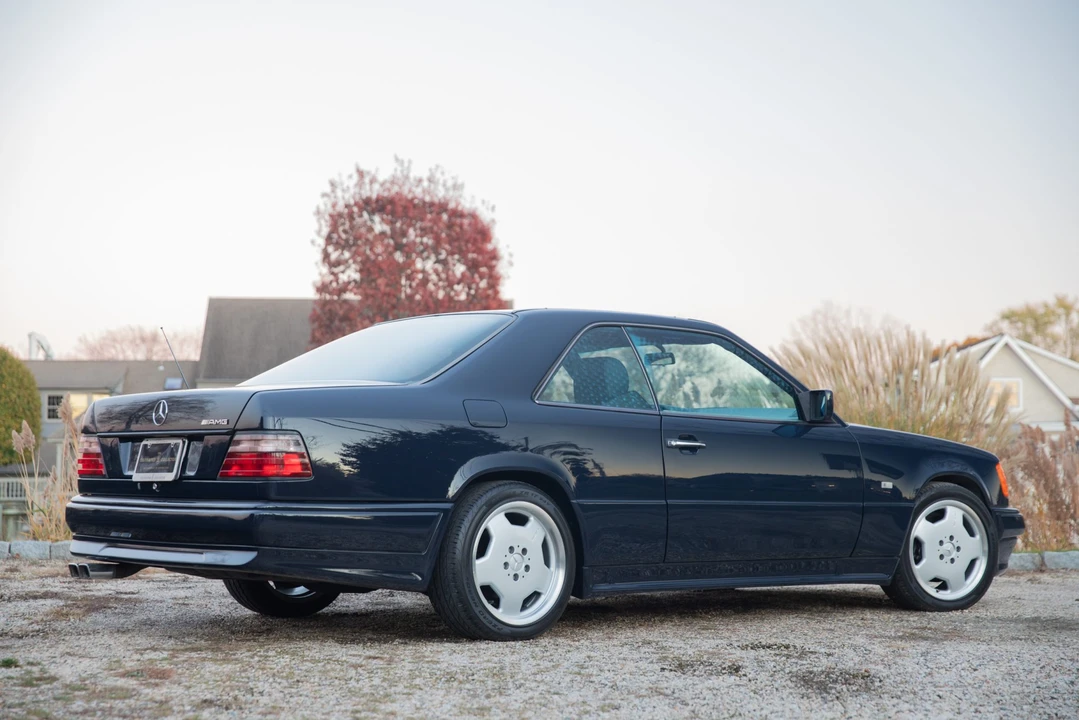 1995 Mercedes-Benz W124 E-Class - Image 12 of 31