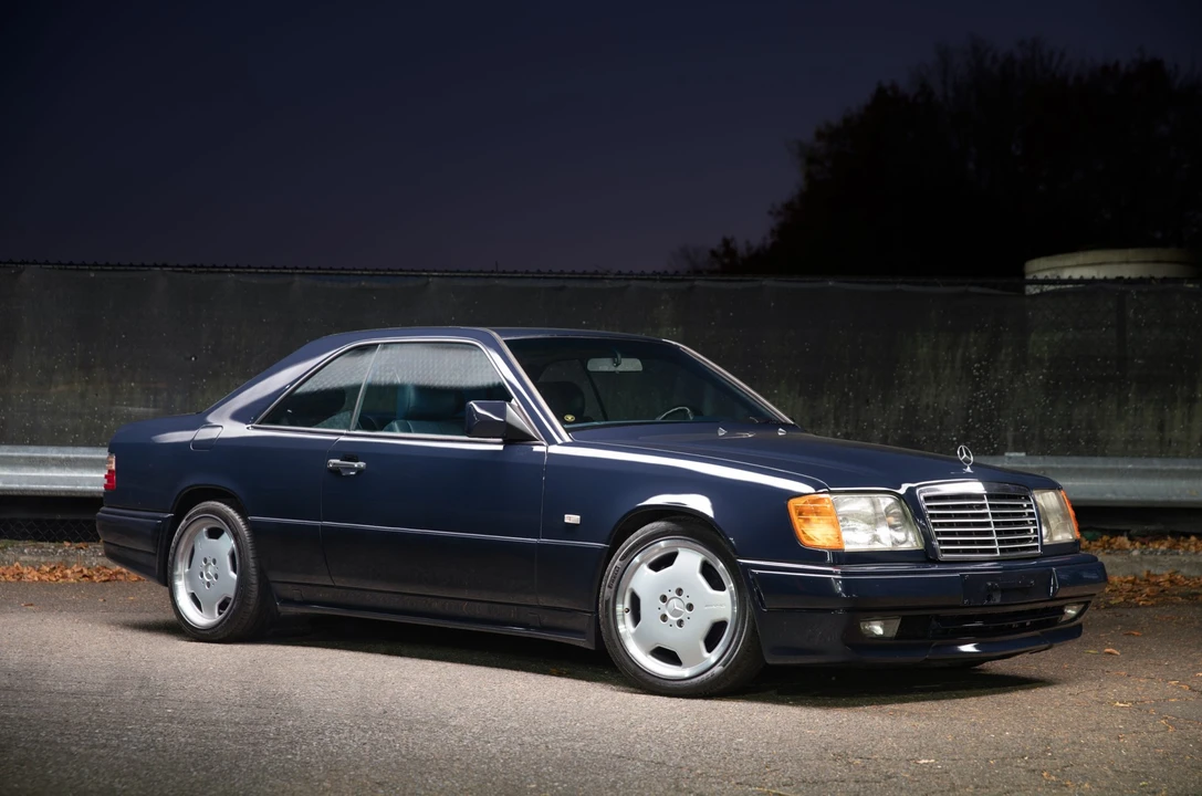 1995 Mercedes-Benz W124 E-Class - Image 2 of 31