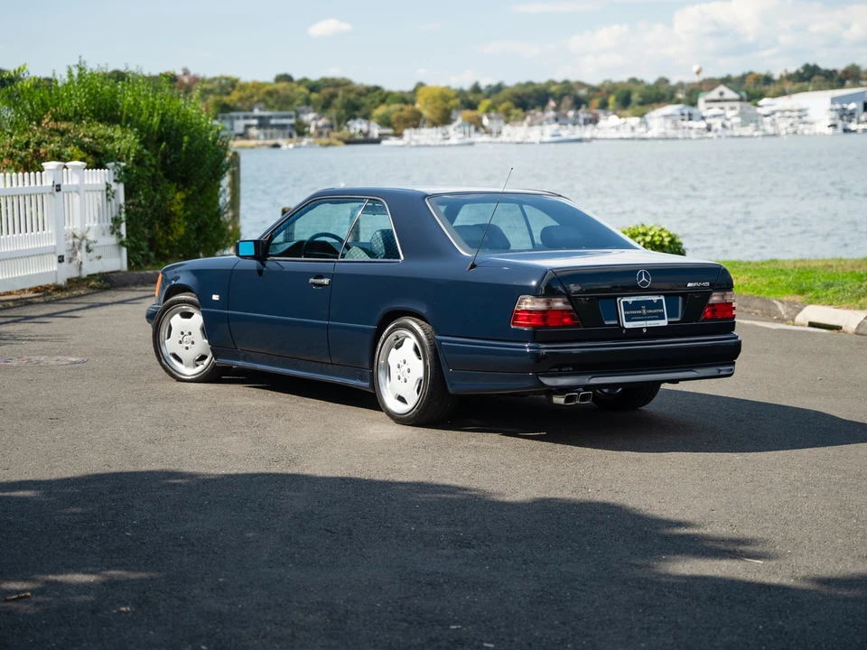 1995 Mercedes-Benz W124 E-Class - Image 18 of 31