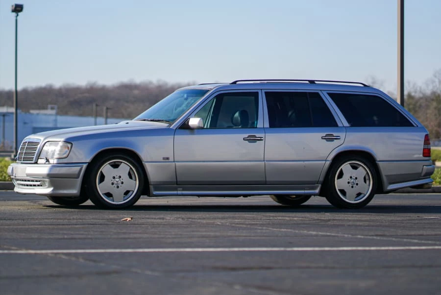 1995 Mercedes-Benz W124 E-Class - Image 4 of 9