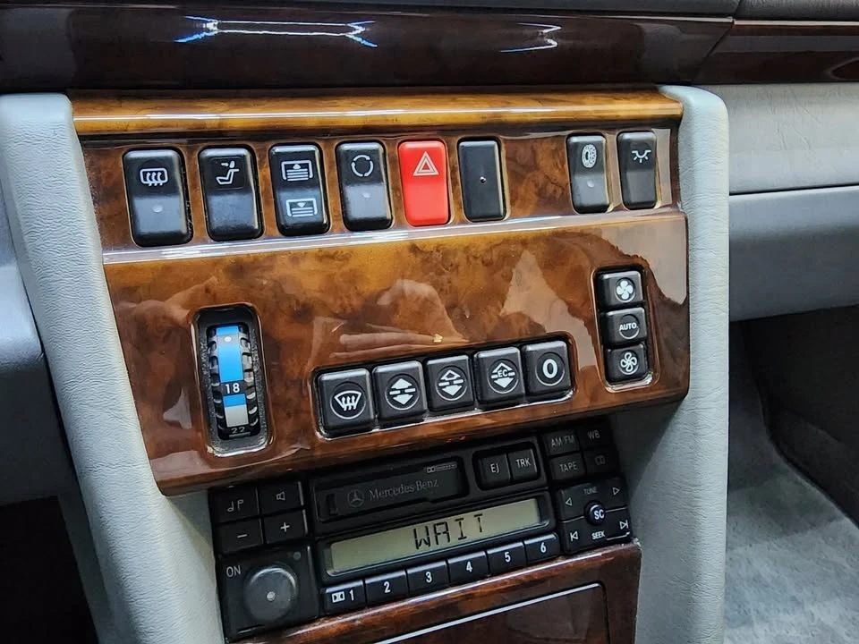 1995 Mercedes-Benz W210 E-Class - Image 12 of 19