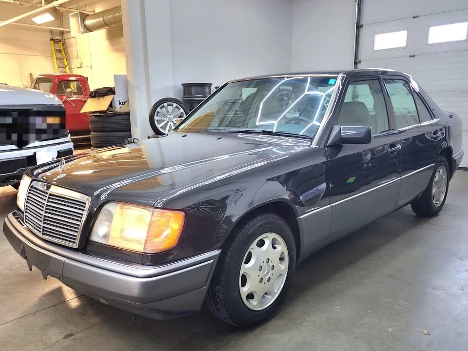 1995 Mercedes-Benz W210 E-Class - Image 2 of 19