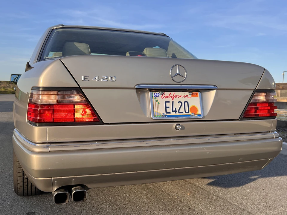 1995 Mercedes-Benz W124 E-Class - Image 17 of 31