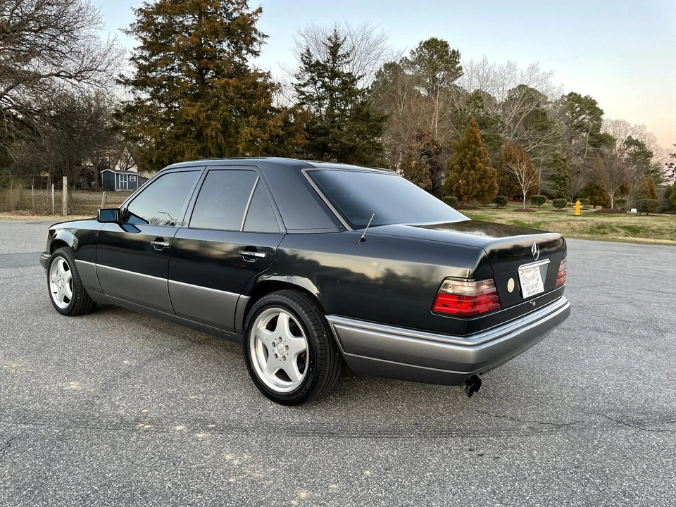 1995 Mercedes-Benz W124 E-Class - Image 31 of 31