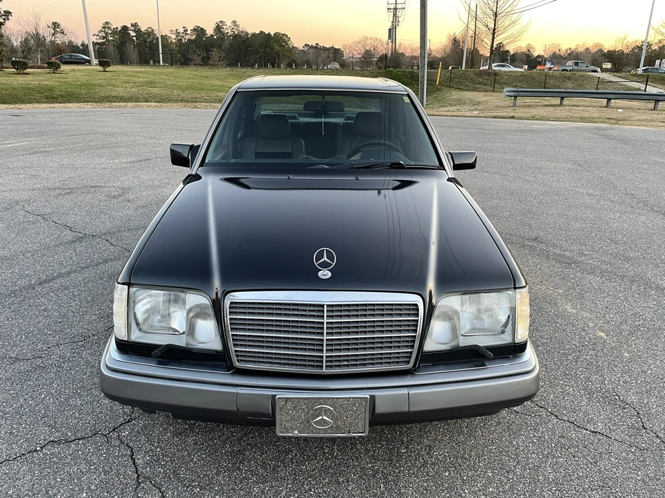 1995 Mercedes-Benz W124 E-Class - Image 19 of 31