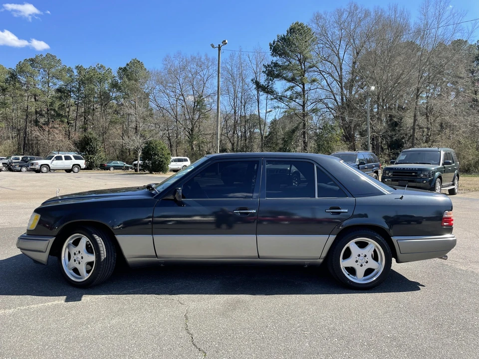 1995 Mercedes-Benz W124 E-Class - Image 6 of 31