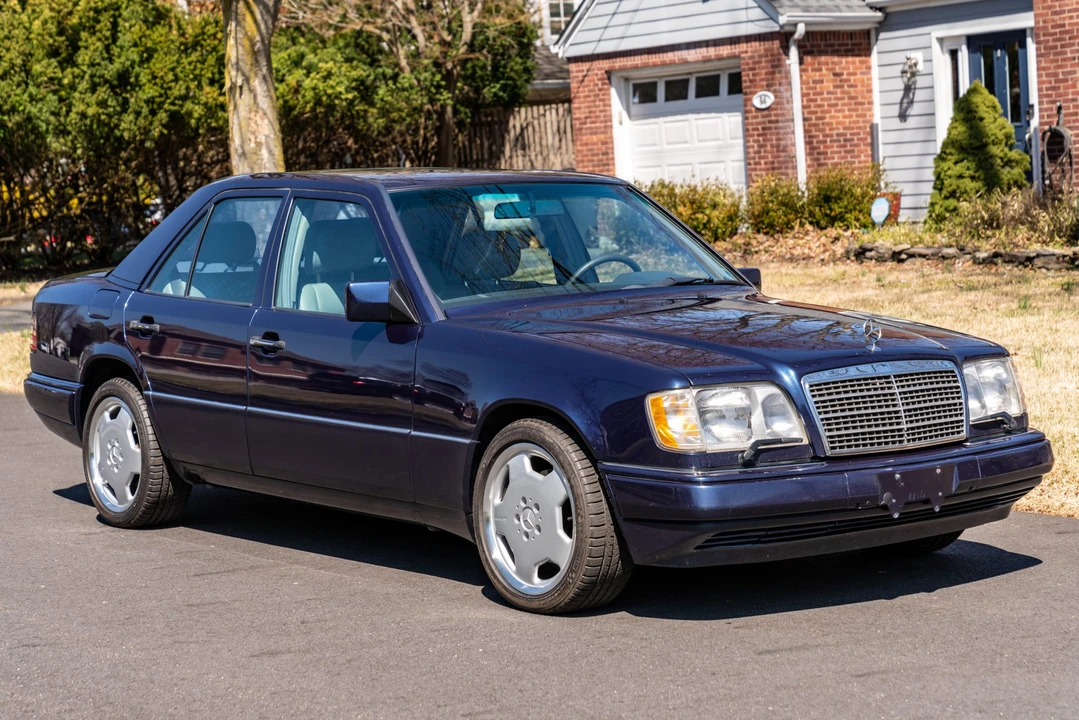 1995 Mercedes-Benz W124 E-Class - Image 8 of 31