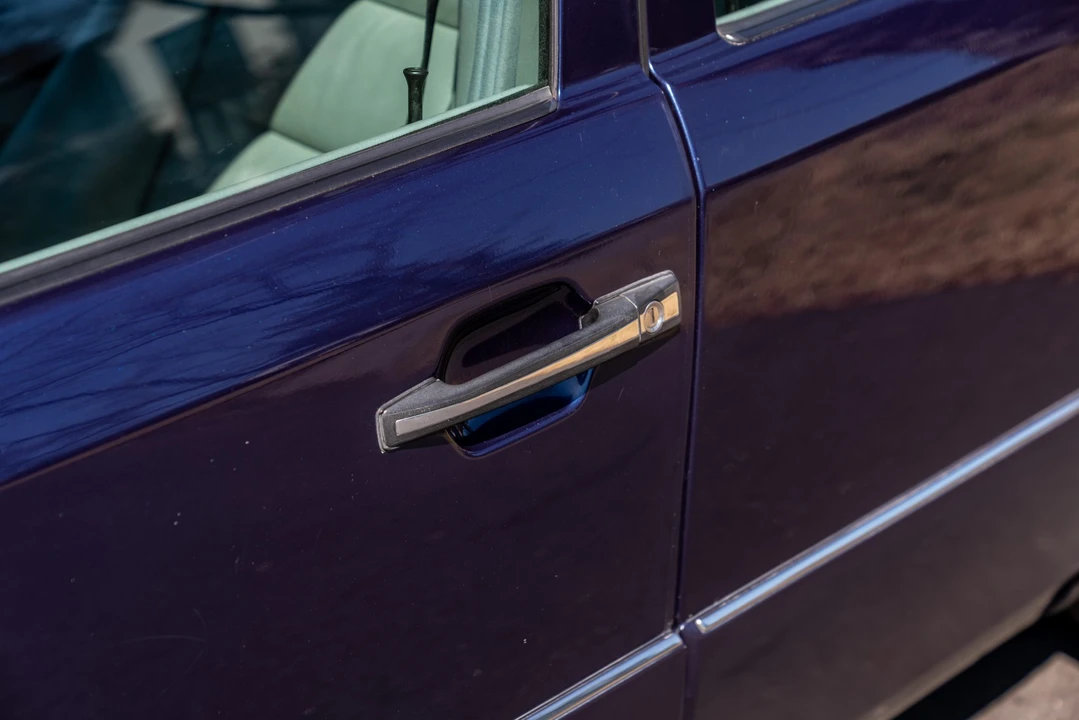 1995 Mercedes-Benz W124 E-Class - Image 26 of 31