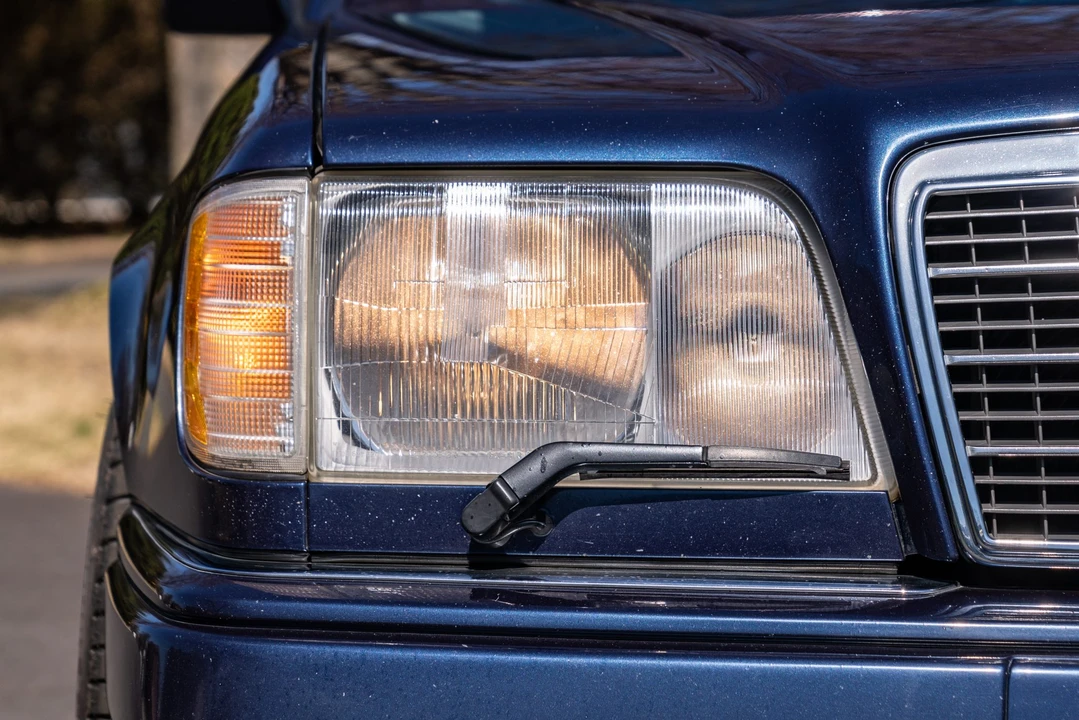 1995 Mercedes-Benz W124 E-Class - Image 10 of 31