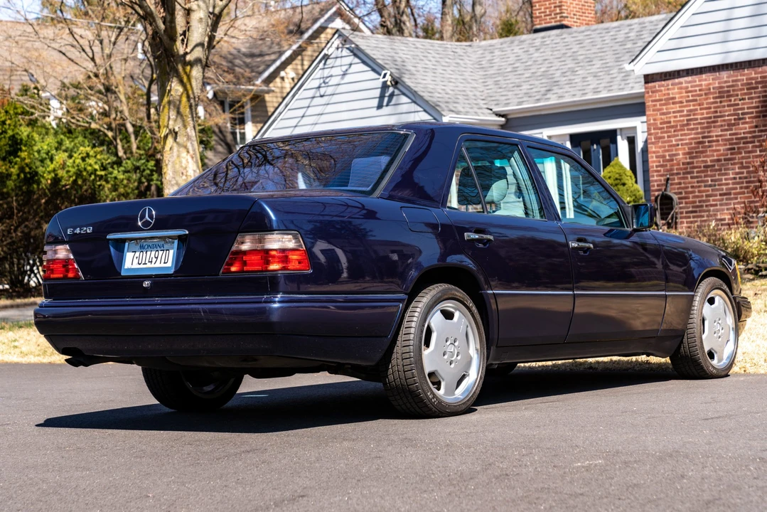 1995 Mercedes-Benz W124 E-Class - Image 6 of 31