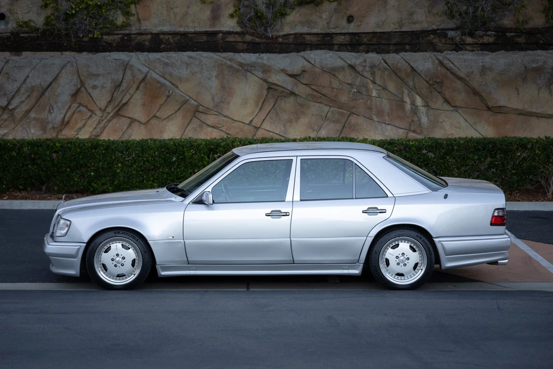 1995 Mercedes-Benz 500E & E500 - Image 22 of 31