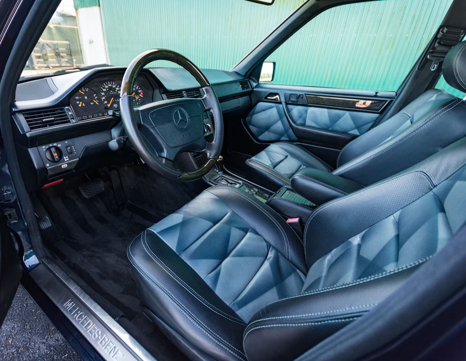 1995 Mercedes-Benz 500E & E500 - Image 11 of 18