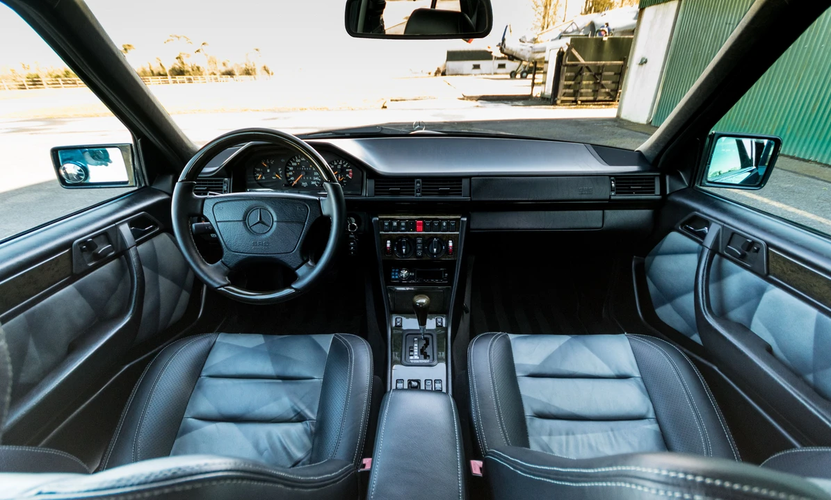 1995 Mercedes-Benz 500E & E500 - Image 12 of 18