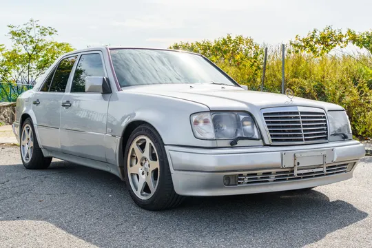 1995 Mercedes-Benz E500 Limited
