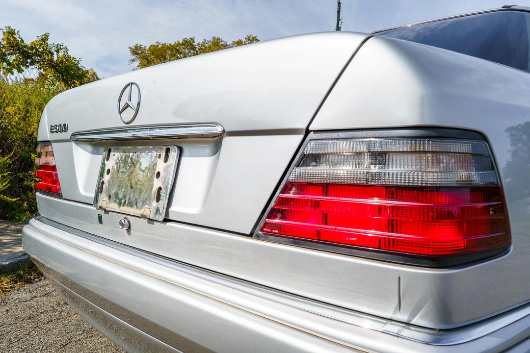 1995 Mercedes-Benz 500E & E500 - Image 22 of 31
