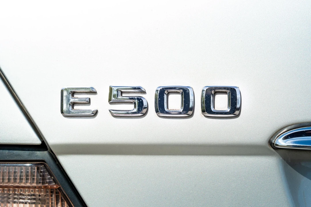 1995 Mercedes-Benz 500E & E500 - Image 28 of 31