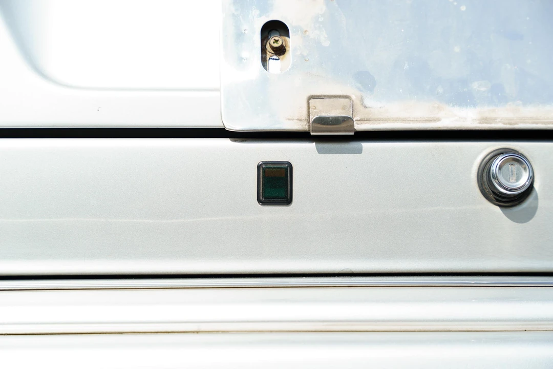 1995 Mercedes-Benz 500E & E500 - Image 26 of 31