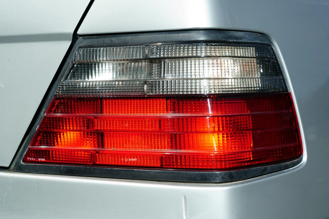 1995 Mercedes-Benz 500E & E500 - Image 23 of 31