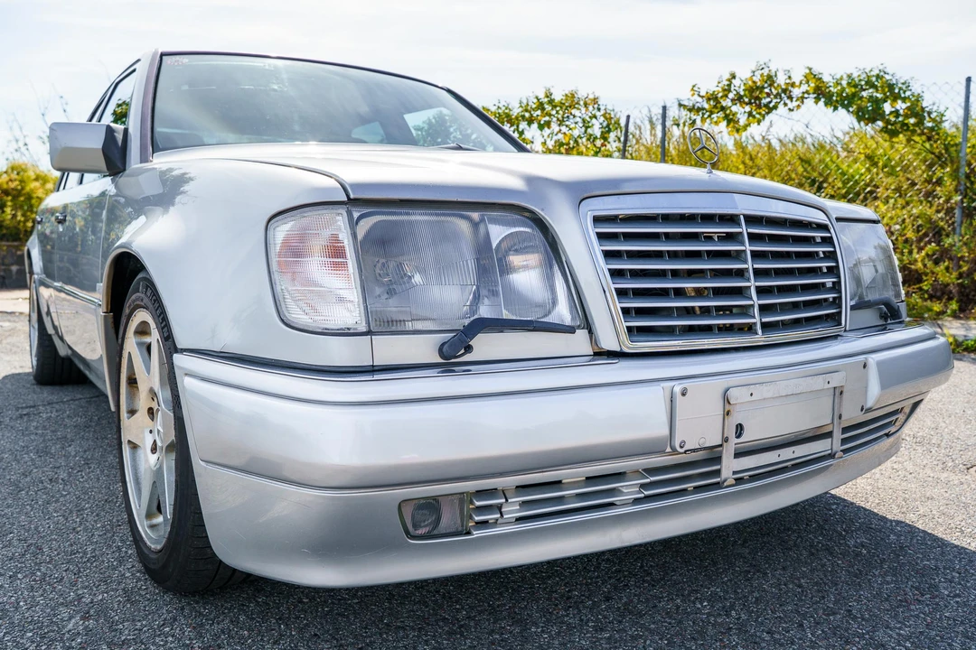 1995 Mercedes-Benz 500E & E500 - Image 11 of 31