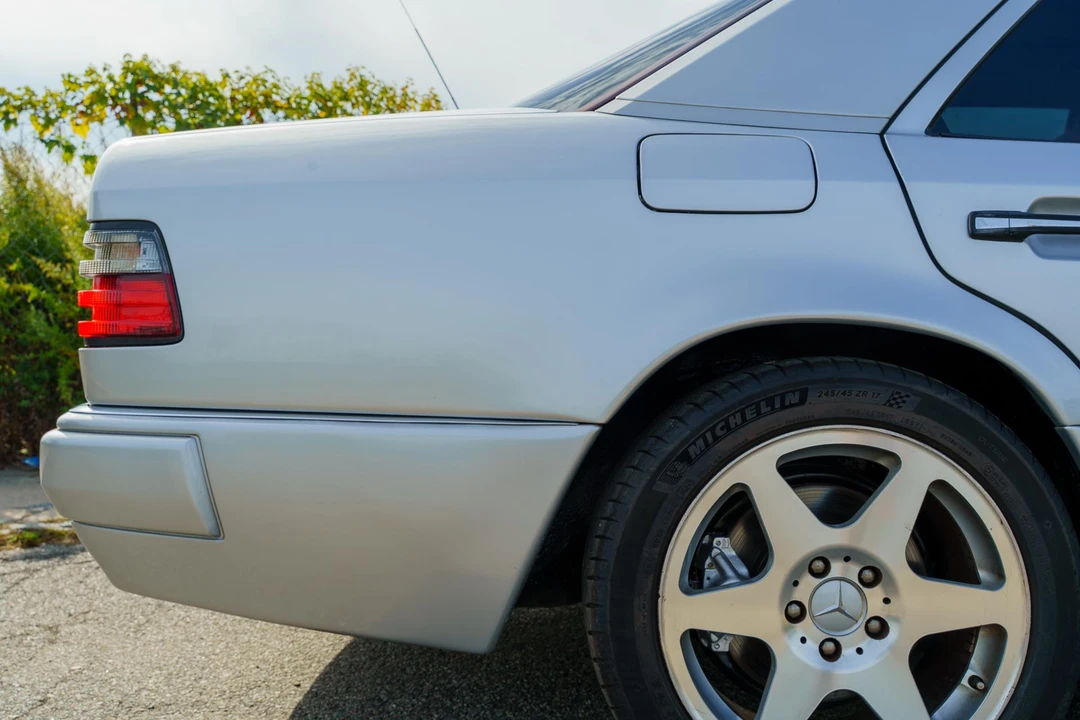 1995 Mercedes-Benz 500E & E500 - Image 21 of 31