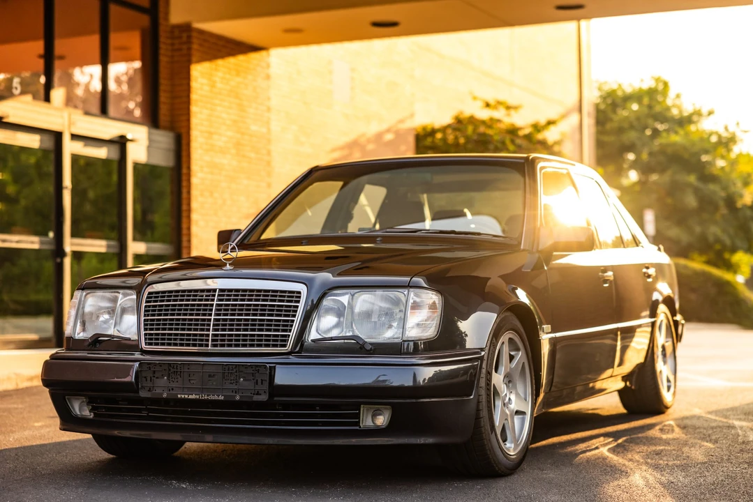1995 Mercedes-Benz 500E & E500 - Image 2 of 31