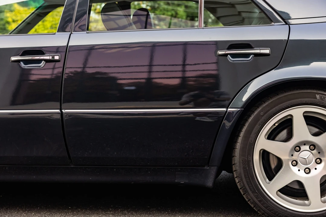 1995 Mercedes-Benz 500E & E500 - Image 30 of 31
