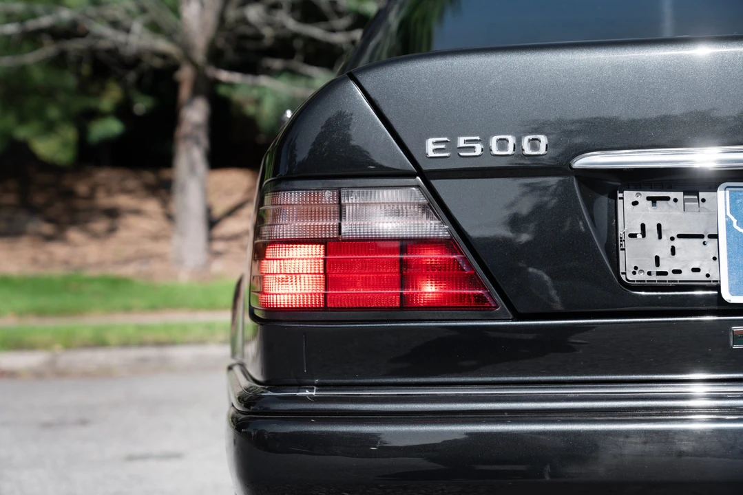 1995 Mercedes-Benz 500E & E500 - Image 25 of 31
