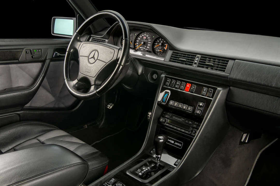 1995 Mercedes-Benz W124 E-Class - Image 7 of 31