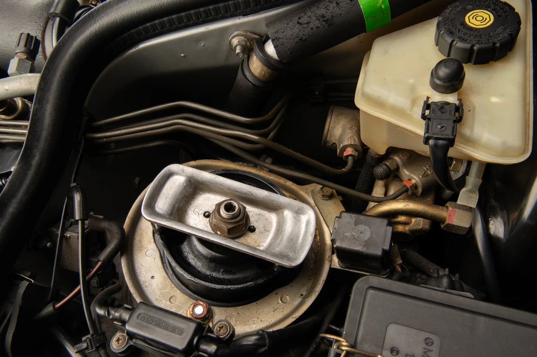 1995 Mercedes-Benz W124 E-Class - Image 31 of 31