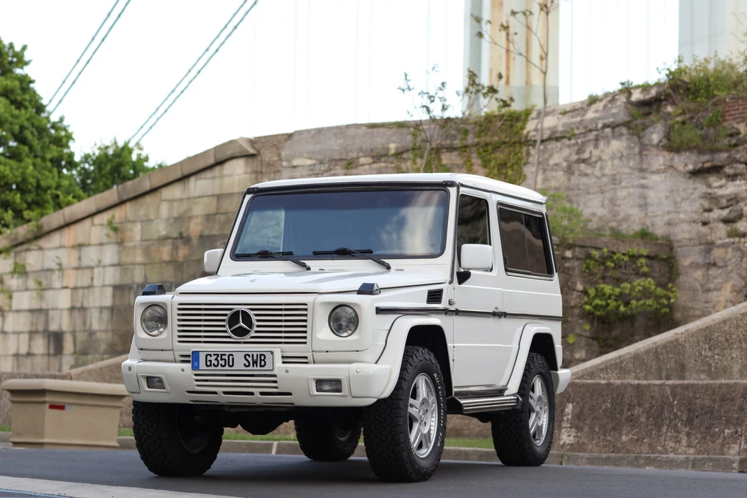 1995 Mercedes-Benz W463 G-Class - Image 2 of 31