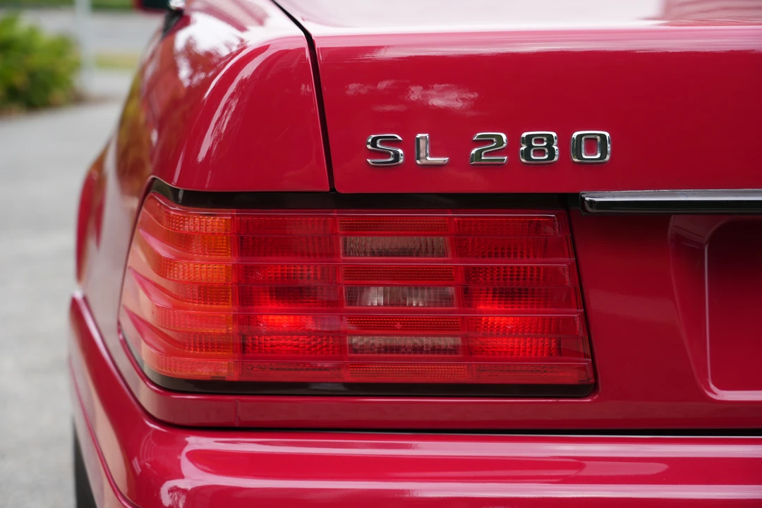 1995 Mercedes-Benz R129 SL-Class - Image 17 of 21