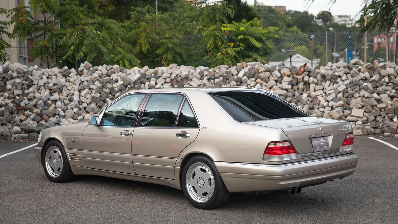 1995 Mercedes-Benz W140 S 500 AMG & S 70 AMG - Image 18 of 31