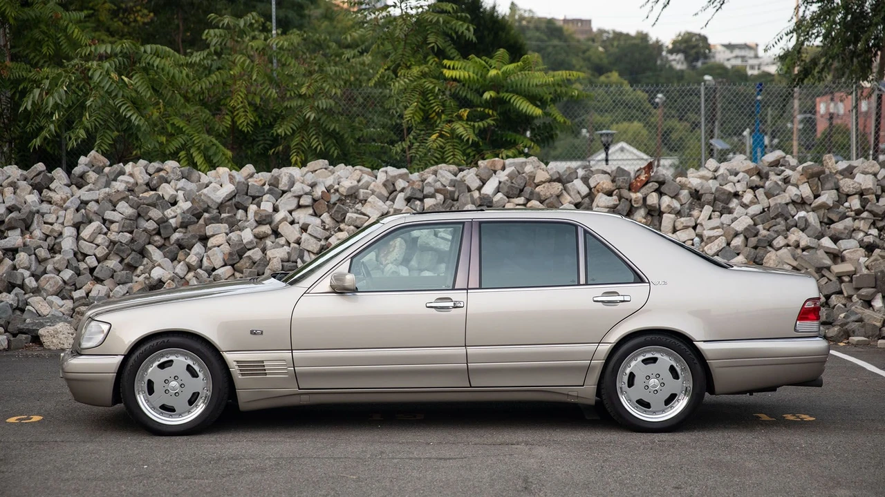 1995 Mercedes-Benz W140 S 500 AMG & S 70 AMG - Image 16 of 31