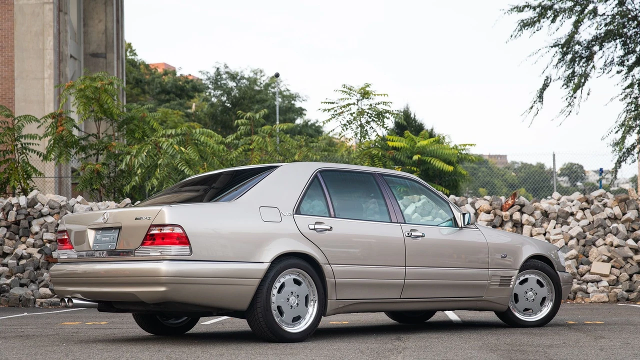 1995 Mercedes-Benz W140 S 500 AMG & S 70 AMG - Image 12 of 31