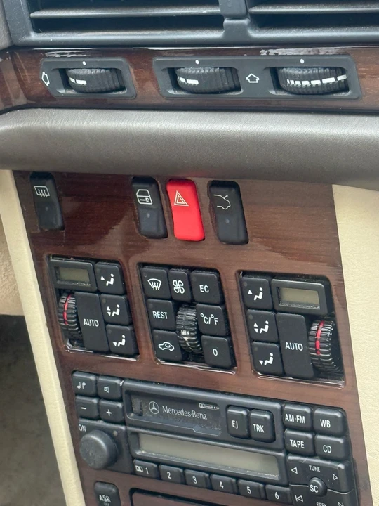 1995 Mercedes-Benz W140 S-Class - Image 16 of 20