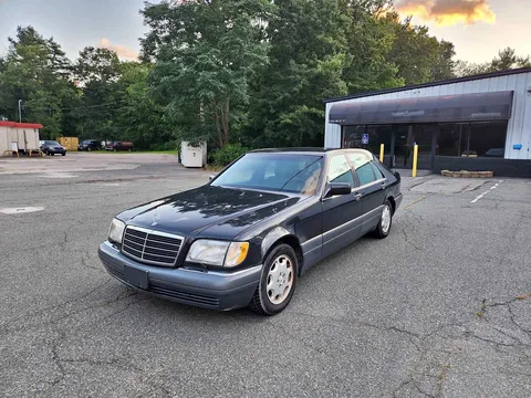 1995 Mercedes-Benz S-Class S 320 LWB Sedan 4D