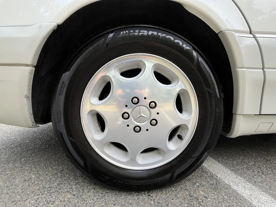 1995 Mercedes-Benz W140 S-Class - Image 17 of 31