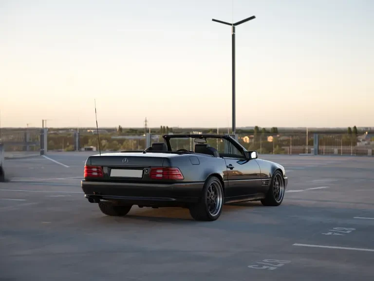 1995 Mercedes-Benz R129 SL 55 & SL 60 & SL 70 & SL 72 & SL 73 AMG - Image 7 of 31