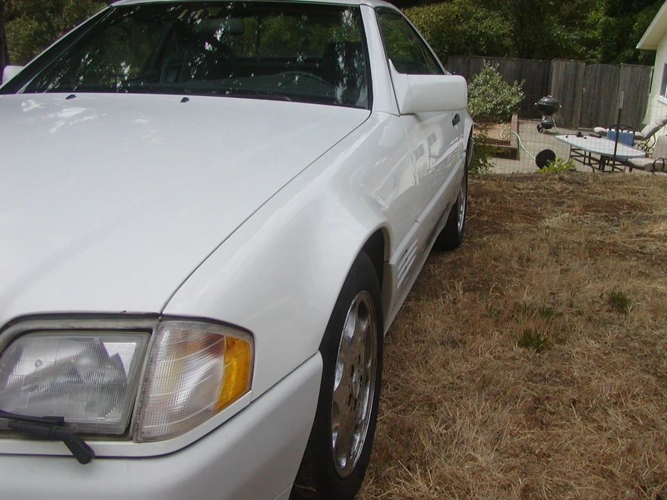 1995 Mercedes-Benz R129 SL-Class - Image 17 of 31