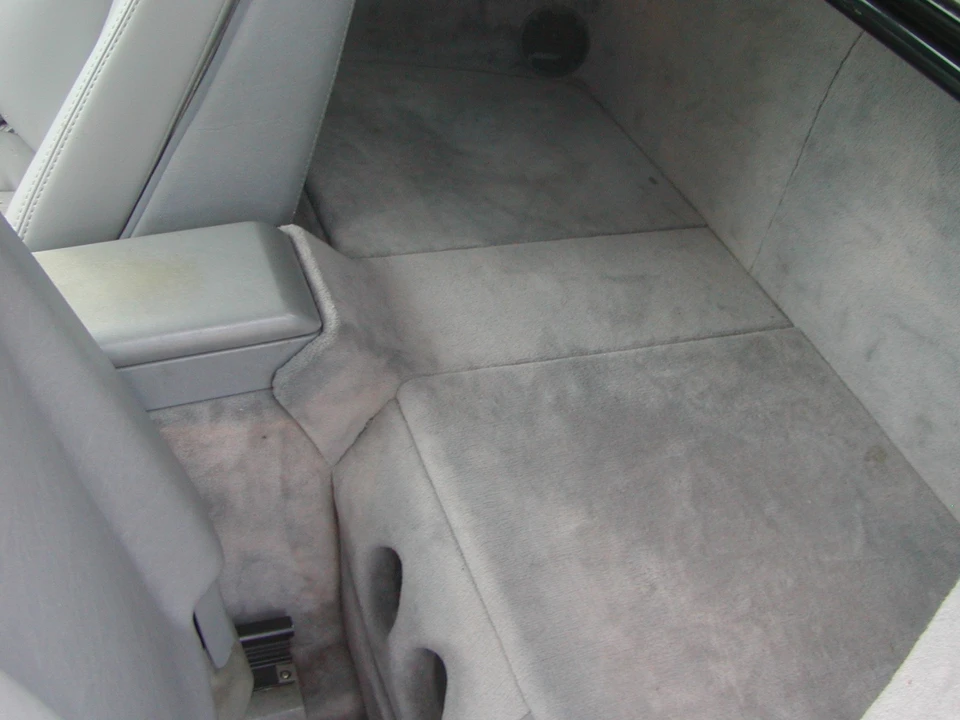 1995 Mercedes-Benz R129 SL-Class - Image 28 of 31