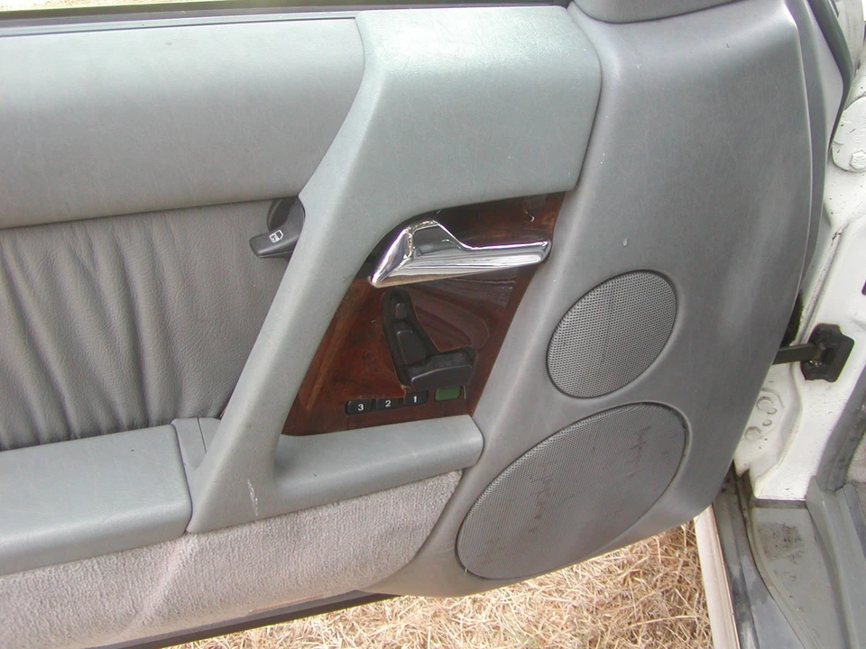 1995 Mercedes-Benz R129 SL-Class - Image 27 of 31