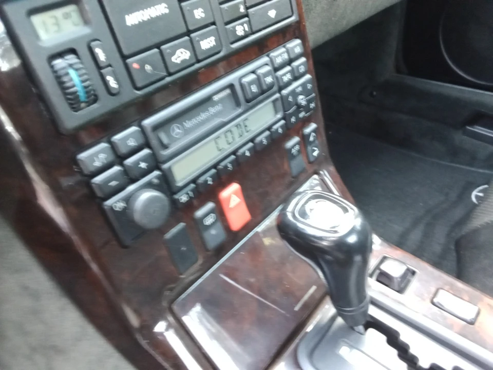1995 Mercedes-Benz R129 SL-Class - Image 18 of 31
