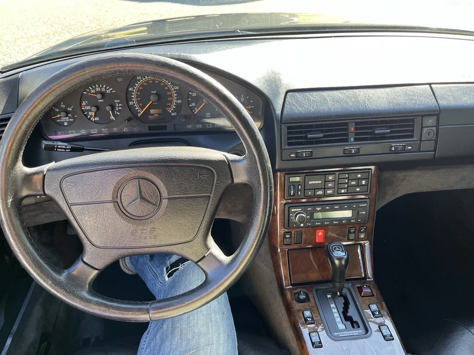 1995 Mercedes-Benz R129 SL-Class - Image 11 of 19