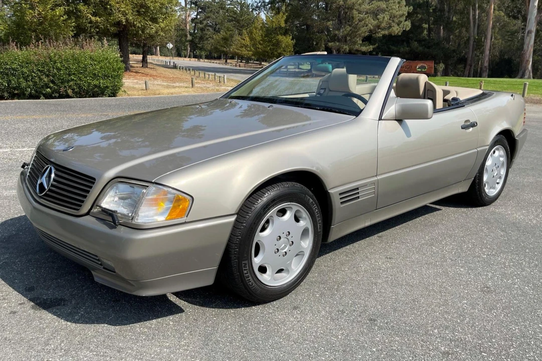 1995 Mercedes-Benz R129 SL-Class - Image 2 of 31