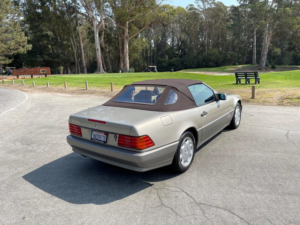 1995 Mercedes-Benz R129 SL-Class - Image 9 of 31