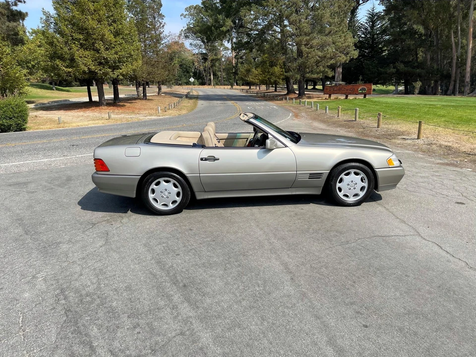 1995 Mercedes-Benz R129 SL-Class - Image 12 of 31