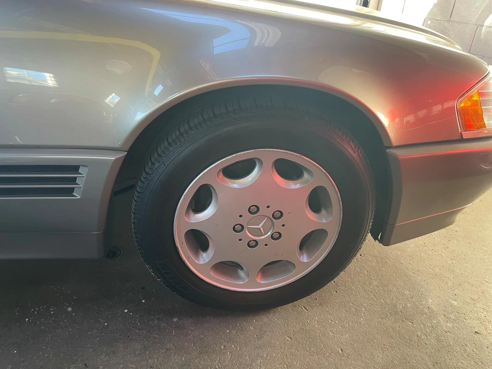 1995 Mercedes-Benz R129 SL-Class - Image 19 of 31