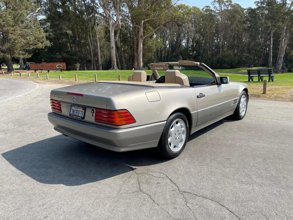 1995 Mercedes-Benz R129 SL-Class - Image 10 of 31