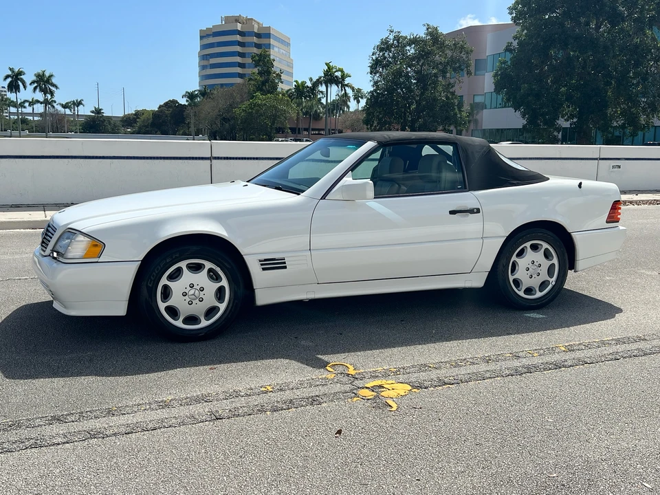 1995 Mercedes-Benz R129 SL-Class - Image 5 of 31
