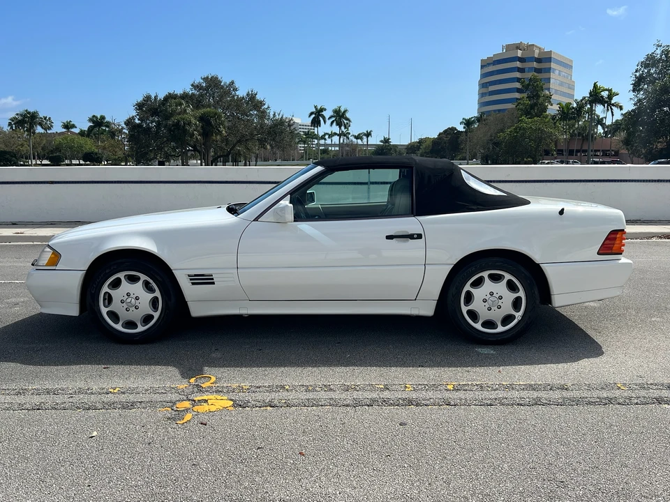 1995 Mercedes-Benz R129 SL-Class - Image 6 of 31